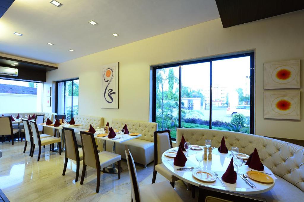 Jc Castle Hotel Shirdi Luaran gambar